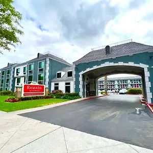 ** Otel Ramada By Wyndham Convention Center ABD