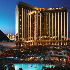 **** אתר נופש Mandalay Bay ארצות הברית